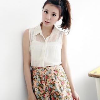 Sleeveless Mesh-yoke Blouse