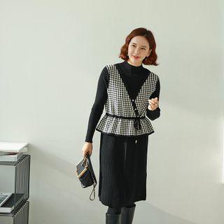 2-in-1 Patterned Knit Dress