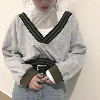 Contrast Trim V-neck Sweatshirt / High Neck Long-sleeve T-shirt