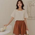 Square-neck Tie-side Blouse
