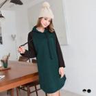 Contrast-sleeve Hooded Long Pullover