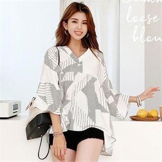 V-neck Pattern Empire Blouse White - One Size