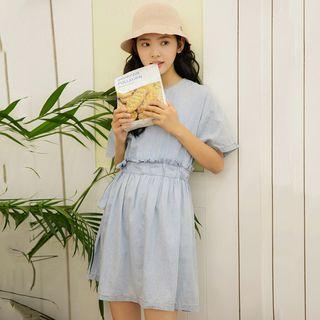 Short-sleeve Tie-waist A-line Denim Dress