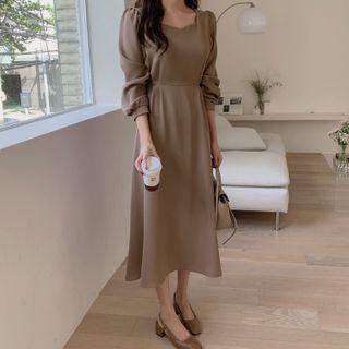 3/4-sleeve Square-neck Midi Dress