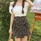 Short-sleeve Top / Print Mini Skirt