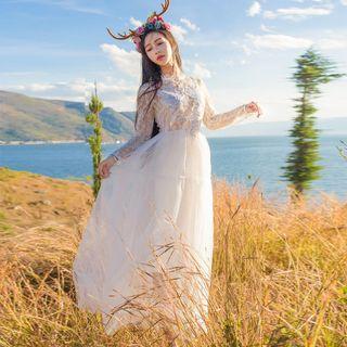 Set: Long-sleeve Lace-panel Midi Dress + Camisole