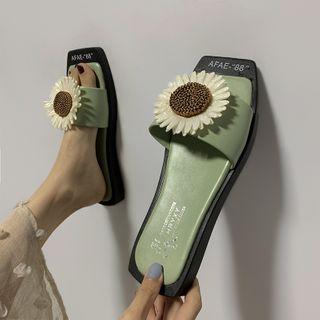Square-toe Floral Slide Sandals