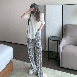 Short-sleeve Slit Knit Top / Floral Wide-leg Pants