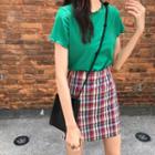 Short-sleeve T-shirt / Plaid A-line Mini Skirt