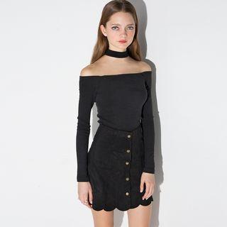 Off-shoulder Choker Top