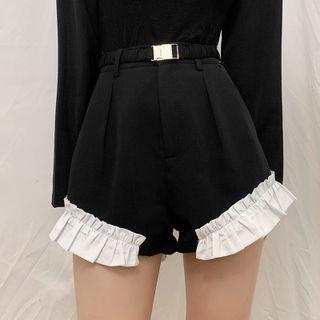 Buckled Frill Trim Shorts