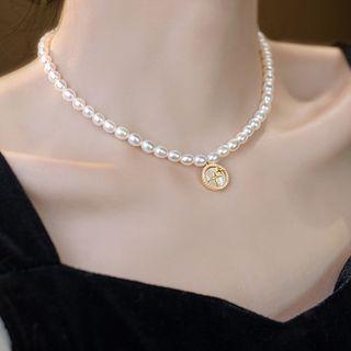 Star Faux Cat Eye Stone Pendant Freshwater Pearl Choker White - One Size