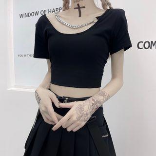 Short-sleeve Cropped T-shirt / Pleated Skirt / Set