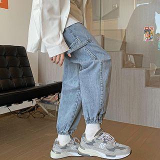 Washed Cargo Jogger Jeans