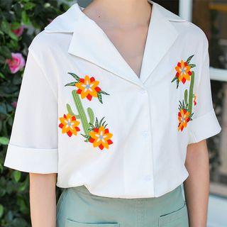 Embroidered Notch Lapel Short-sleeve Blouse