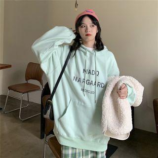 Lettering Hoodie / Fleece Vest / Plaid Straight Fit Pants