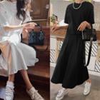 Set: Elbow-sleeve Plain T-shirt + Flared Maxi Skirt