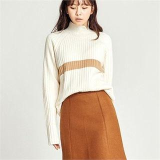 Slit Mock-neck Contrast-trim Wool Blend Knit Top