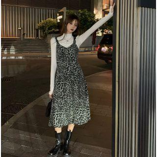 Long-sleeve Mock Neck Plain Top / Sleeveless Leopard Printed Dress