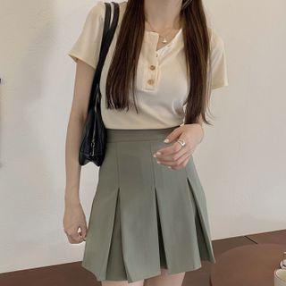 Set : Short-sleeve Top + High-waist Skirt