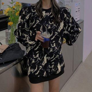Printed Pullover Pullover - Black & White - One Size