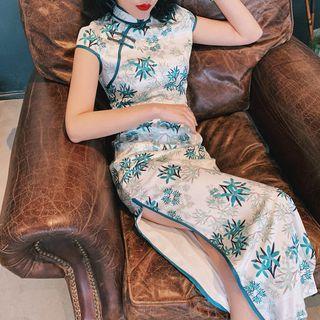 Floral Short-sleeve Qipao Green & White - S