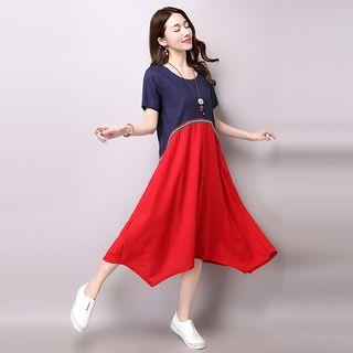 Short-sleeve Color Block Midi Dress