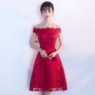 Off-shoulder Short-sleeve Lace Cocktail Dress