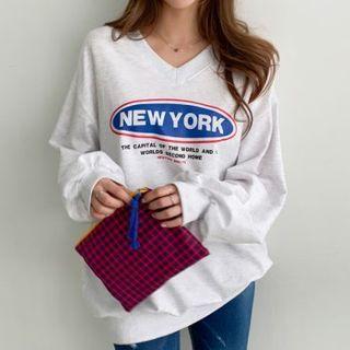V-neck Drop-shoulder Letter Sweatshirt
