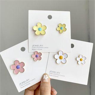 Non-matching Alloy Flower Earring