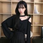 Cold-shoulder Long-sleeve T-shirt / Mini Pleated Skirt