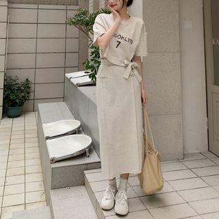 Elbow-sleeve Lettering T-shirt / Plain Midi Skirt (various Designs)