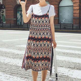 Set: Short-sleeve T-shirt + Patterned Strappy Dress
