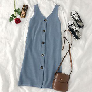 Plain Long-sleeve T-shirt / Sleeveless Shift Dress