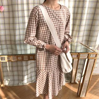 Round-neck Ruffle-hem Gingham Dress