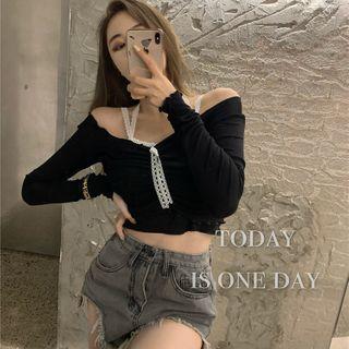 Set: Lace Trim Camisole Top + Long-sleeve Cropped T-shirt Set - Black & Dark Gray - One Size