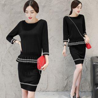 Set: Ruffle Sweater + Pencil Skirt