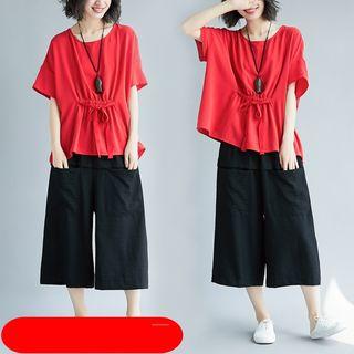 Set: Lace-up Short-sleeve T-shirt + Cropped Wide-leg Pants