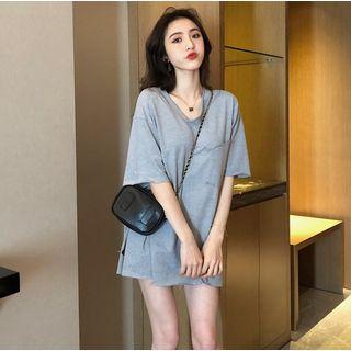 Slit-side V-neck Plain T-shirt