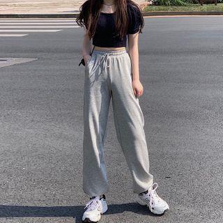 Short-sleeve Cropped Knit Top / Drawstring-waist Sweatpants