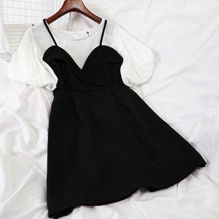 Set: Puff-sleeve T-shirt + Mini Pinafore Dress