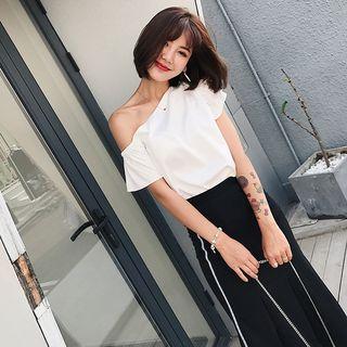 Set: Off Shoulder Short Sleeve Blouse + Contrast Trim Midi Skirt