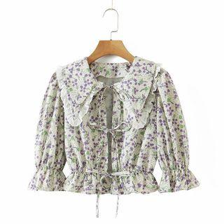 Bell-sleeve Floral Print Tie-front Crop Blouse
