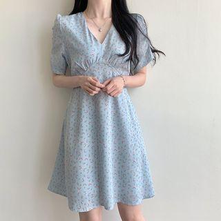 Floral Print V-neck Mini Dress