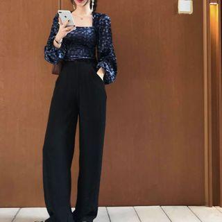 Square-neck Floral Cropped Blouse