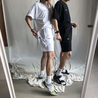 Elbow-sleeve T-shirt / Shorts