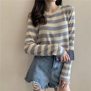 Long-sleeve Round Neck Stripe Knit Crop Top