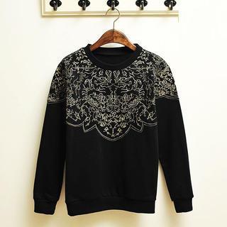 Round-neck Embroidered Pullover
