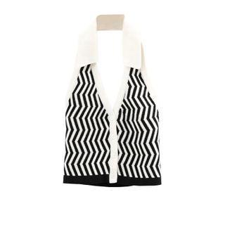 Halter-neck Zigzag Print Knit Top