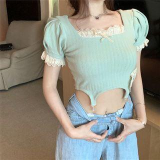 Lace Short-sleeve Slim-fit Cropped Top Green - One Size